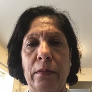 Meet your Posher, Dinaz